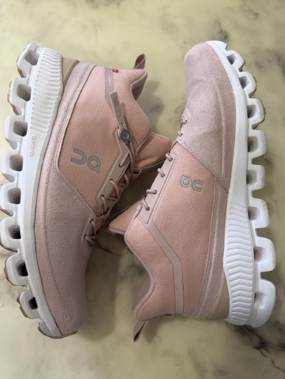 On Cloud Hi  Rose RARE 💕 - Picture 2 of 4